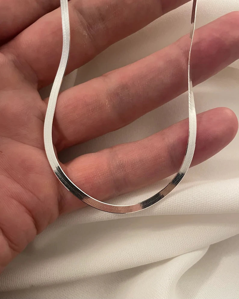 Snake Chain Necklace – Sleek Stainless Steel Daily Wear Chain