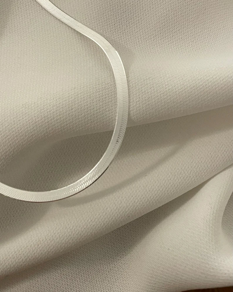 Snake Chain Necklace – Sleek Stainless Steel Daily Wear Chain